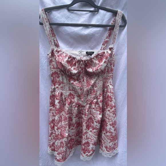 *SOLD* NWT | Women’s BooHoo Red Porcelain Strappy Milkmaid Mini Dress | Size 8 - Picture 3 of 13